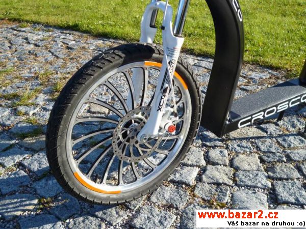 Motorová koloběžka CROSCO