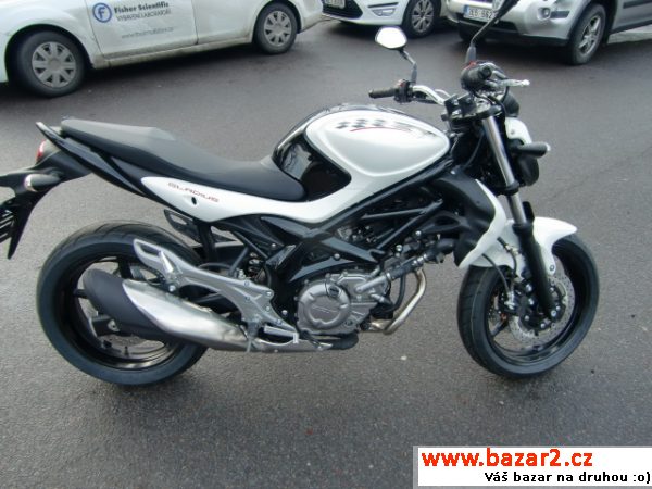 SUZUKI GLADIUS 650