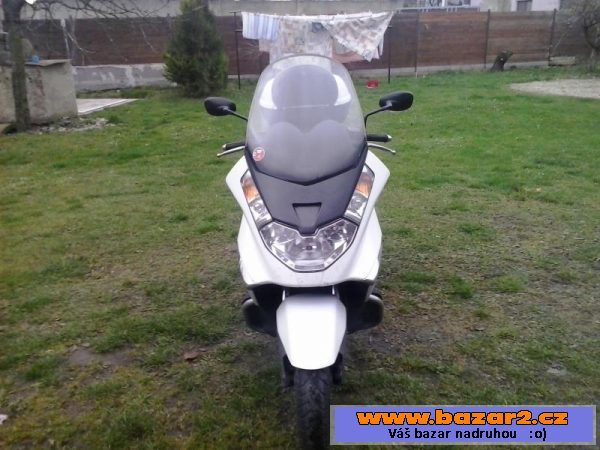 aprilia atlantic 500