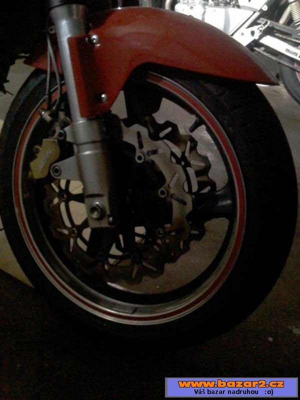 VTR1000F