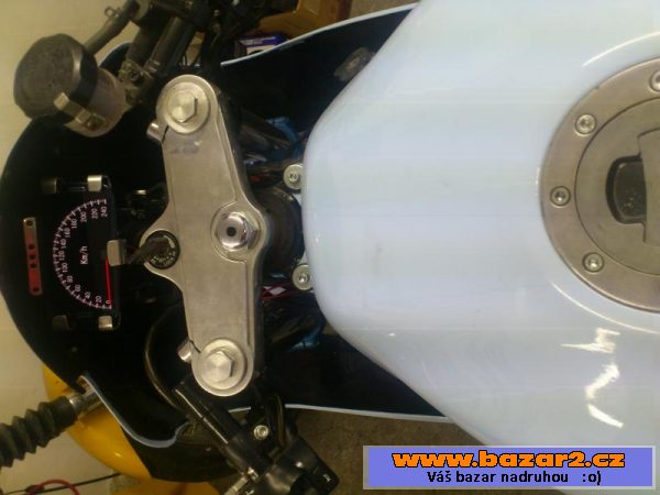 ÚPRAVA SV650S
