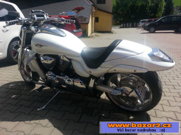 Prodám Suzuki Boulevard M109R nová cena