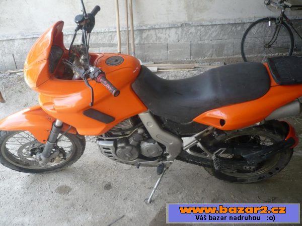 Prodám cagivu canyon 600