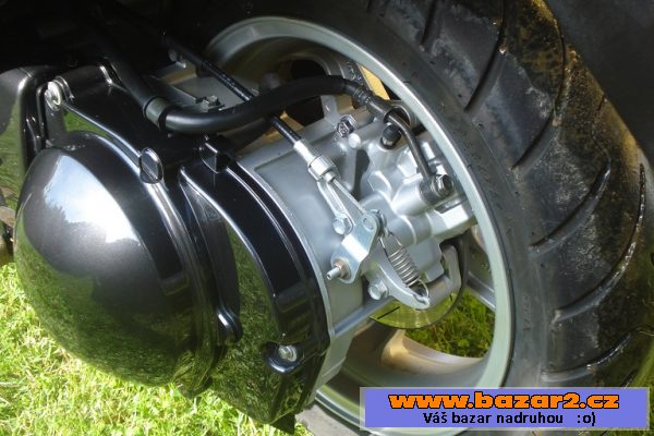 Suzuki Burgman AN 400