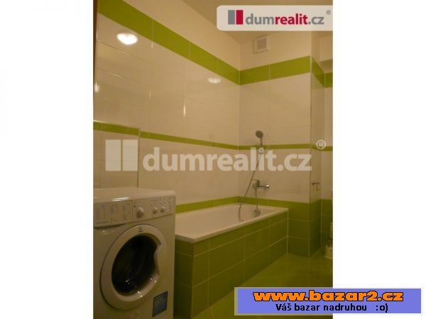 pronájem bytu 2+kk/48m2 s balkonem.Dumrealit.cz