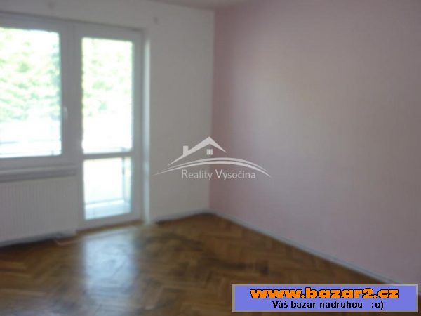 Pěkný byt 3+kk Stonařov, 15 km Jihlava.byt má
