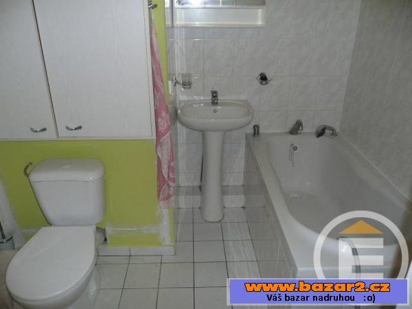 Byt 2kk, 42m2, 3p.,  DR, V. Rabase, Kladno.Byt 2kk
