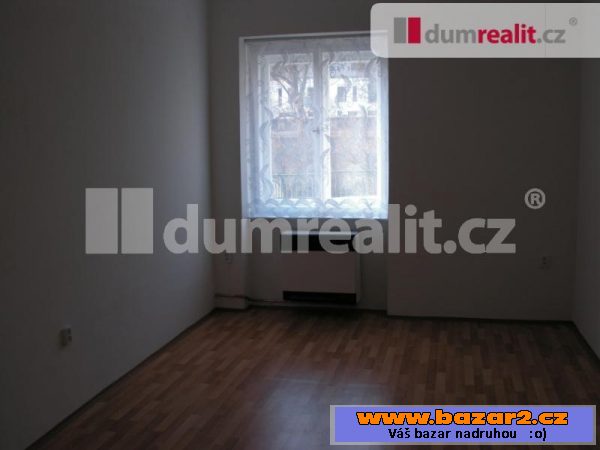 Pronájem bytu 2+KK Praha blízko met.Dumrealit.cz