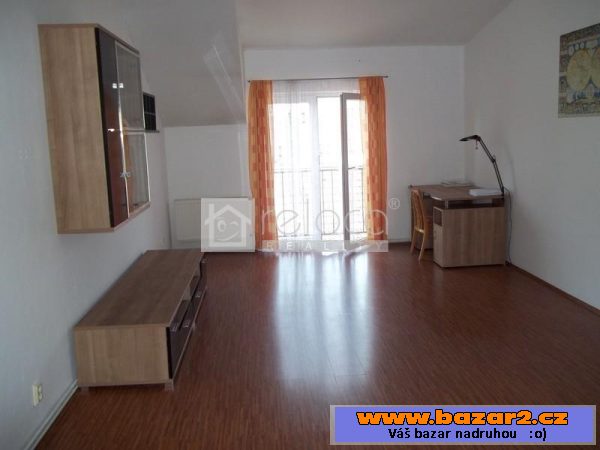 Byt 2+1, 50m2, P10-Hostivař, ul.Herbenova.Nabízíme