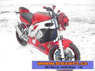 jedinečná kráska Yamaha YZF R6