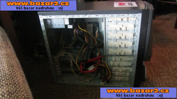 PC + monitor LG 19 palcu