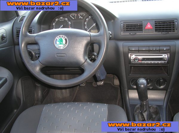 Škoda octavia kombi 2002 1,6 benzin AMBIENTE