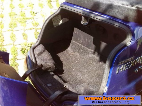 PRODÁM maxiskútr PIAGGIO HEXAGON