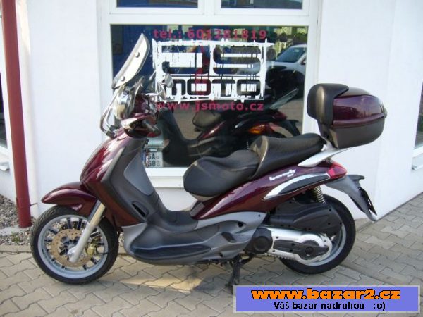 Piaggio Beverly 500