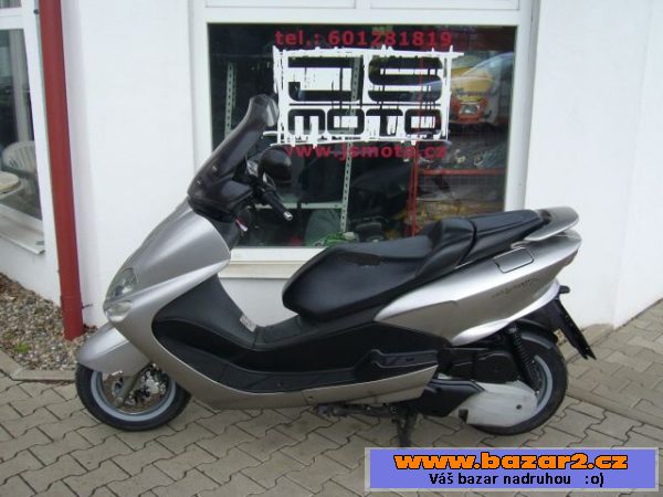 Yamaha YP 180 Majesty