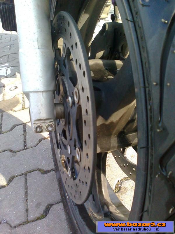 Prodám Suzuki GSR 600