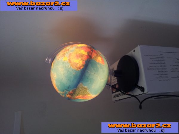 skolni svitici globus