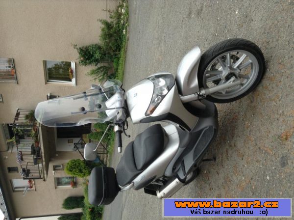 PRODÁM PIAGGIO BEVERLY 200