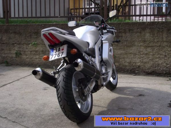 Suzuki SV 1000S