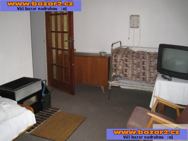 Prodej zď. rekr. chaty 3+1/T (84m2) + garáž, pozemek (715m2), obec Kozojedy