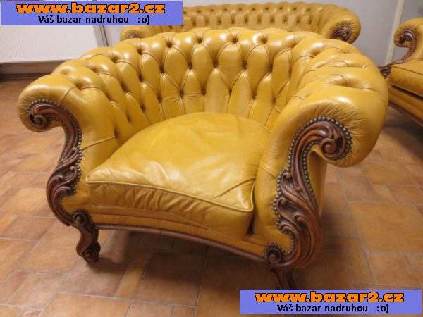 Zámecká souprava CHESTERFIELD v anglickém stylu. BAROKO